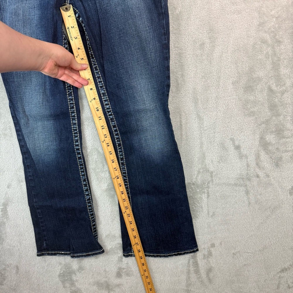 Silver Suki Bootcut Dark Wash Embroidered Jeans Women’s 30 - Picture 11 of 12